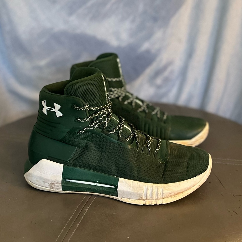 Under Armour Curry Basketball Shoes in Green Men’s Size 9